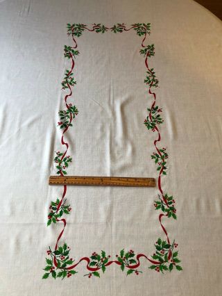 Vintage Christmas Tablecloth 60 