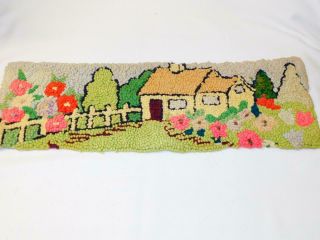 Vintage Handmade Hand Hooked Rug Small Wall Runner Cottage 21.  5 " X 7 " Wool Loops