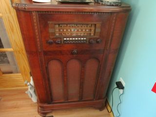 Vintage Rca Victor 1939 Model K81 Console Tube Radio Tubes Antenna Wooden Case