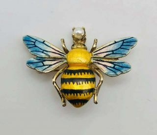 Gorgeous Vintage Solid 14k Yellow Gold And Enamel Bee Fly Insect Brooch
