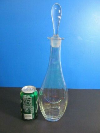 VINTAGE HAND BLOWN IRIDESCENT RIBBED DECOR CLEAR ART GLASS DECANTER 16.  5 