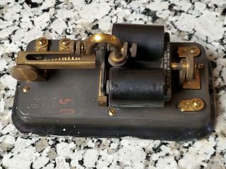 Vintage Western Electric No.  21a 100 Ohm Telegraph Sounder.