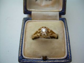 Antique Victorian 18ct Gold & Natural Diamond (40pt) Ring Size K 1/2.