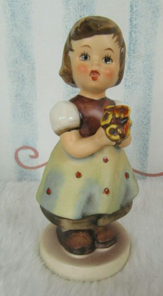 Vintage 1963 Goebel Hummel For Mother Girl W/flowers 5 " Figurine 257 Tmk4