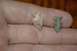 Miniature Mississippian Bird Points Colfax Co,  Mexico.  11/16 &.  5/8