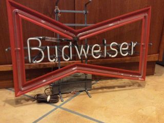 Vintage Budweiser Bowtie Beer Neon Store Sign Vintage 1980 28.  5” Anheuser Busch