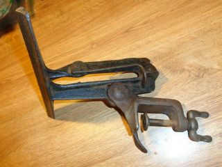 Antique No.  3 Saw Vice With Swivel Farm Tool
