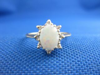 VINTAGE 14K YELLOW GOLD OPAL AND DIAMOND RING SIZE 7 (14K) 2