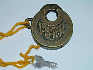 Vintage Illinois Central I.  C.  R.  R.  Brass Padlock With Key
