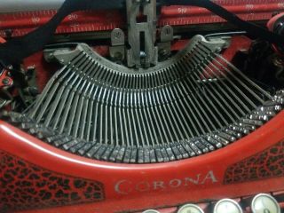 VINTAGE 1920’s L.  C.  SMITH & CORONA RED NO.  4 PORTABLE TYPEWRITER IN CASE 3