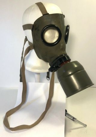 Czech Wwii German Military Captured / Reissued Fatra Fm3b Gas Mask,  Filter