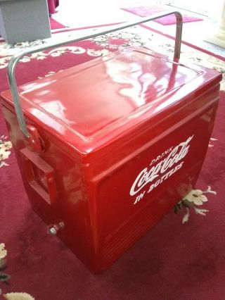 Vintage metal coca cola cooler 2