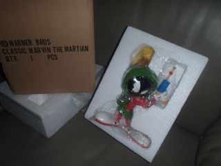 Extremely Rare Looney Tunes Marvin the Martian with Lasergun Figurine Statue 2