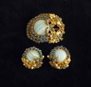 Rare Vintage Miriam Haskell Brooch And Matching Earrings - Blue Stones And Pearl