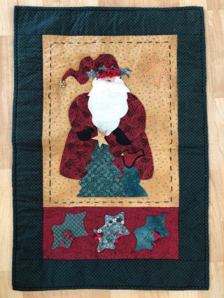 Hand Made Christmas Quilt Wall Hanging Santa Decoration 3d
