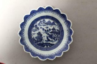 Rare 19th C Canton Chinese Porcelain Shallow Scalloped Bowl Blue Oriental Design