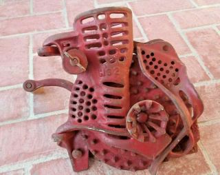 Antique Hand Crank Cast Iron Corn Sheller,  Husker Shucker 1904 - 1919