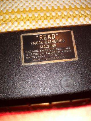 READ vintage SMOCKING PLEATER 16 needle 2