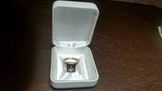 Vintage Thick 10k Gold Blue Stone Mason Ring,  Size 9