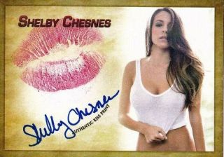Shelby Chesnes 2017 Playboy Expo Benchwarmer Signature Autograph Kiss Lips 1