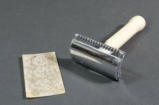 WWII German Army Apollo Shaving Razor Safety Blade D.  R.  G.  M Shaver w/Original Box 2