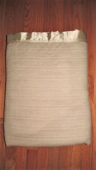 Vtg 87x90 Taupe Thermal Acrylic Waffle Weave Blanket With Satin Binding