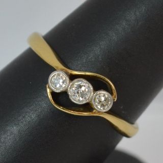 Antique 18ct Gold Old Cut Diamond Trilogy Ring T0249