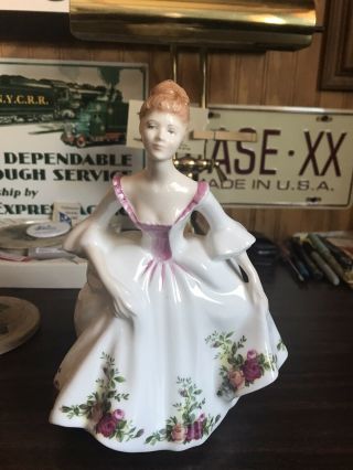 Royal Doulton Country Rose Hn 3221 Signed And Dated