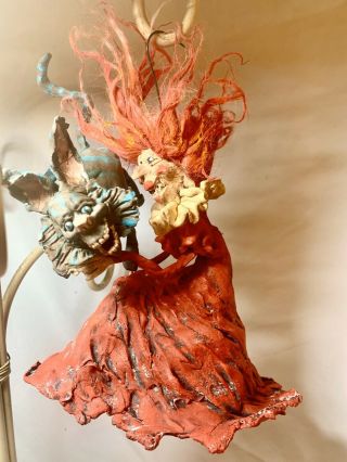 Primitive Handsculpted Alice In Wonderland Queen Of Hearts Cheshire Cat 71/2”