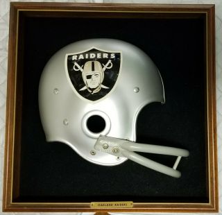 Oakland Raiders Vintage Helmet Plaque Nfl Afl Riddell Wood Frame 15.  5 " X 15.  5 "