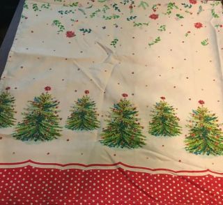 Pioneer Woman Cloth Cotton Blend 60x100“ Red White Green Christmas Tablecloth