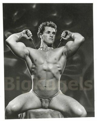 1950 Early Vintage Mizer Amg Male Nude Bud Counts Bodybuilder Muscle Beefcake