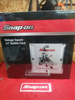 Snap - On Tools Ssx17p112 Vintage Square 15 " Glass Bubble Lighted Led Clock