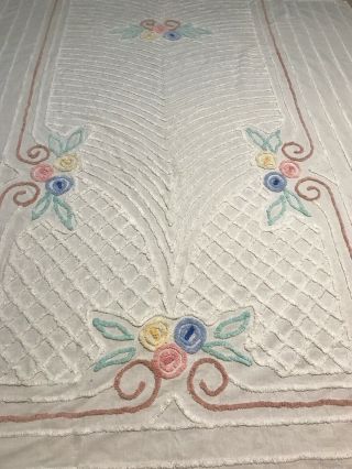 Vintage White Cotton Chenille Bedspread 80 X 100 Floral Twin or Full 2