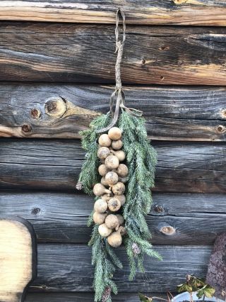 One Of A Kind Early Primitive Christmas Gourd Garland