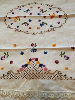 Vintage 47 " X 62 " Ivory Linen Table Cloth - Hand Embroidered Flowers - Lace Edge