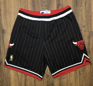 Vintage 90s Champion Authentic Chicago Bulls Shorts Gold Nba Logo Pinstripe Sz L