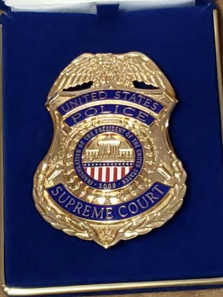 Rare 2009 U.  S.  Supreme Court Police Badge Inauguration Badge President Obama 2