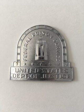 Federal Prison Service,  Department Of Justice Hat Badge 1950s