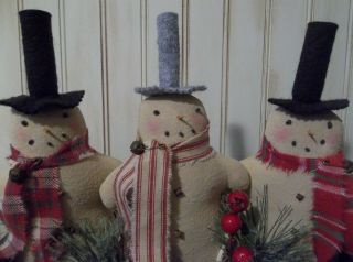 Trio of Primitive Handmade Snowmen in Handmade Wood Box - Christmas/Winter 2