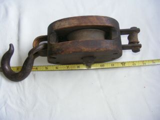 Vintage Single Wheel Wood Pulley Block And Tackle