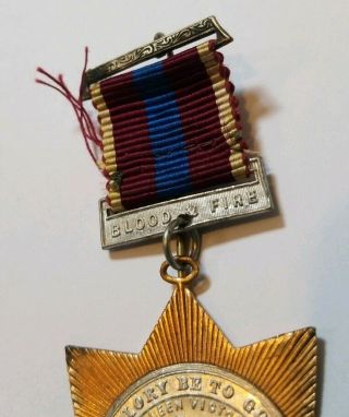Salvation Army Blood and Fire Vintage Pin Badge Medal London Building 3