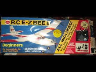 Vintage 1990 Cox E - Z Bee Ii 2 Channel Cobra Radio Control.  049 Plane Never Flown