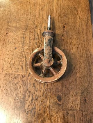 Screw Pulley 2 3/4 " Cast Iron Old Antique Vintage Spoke Wheel
