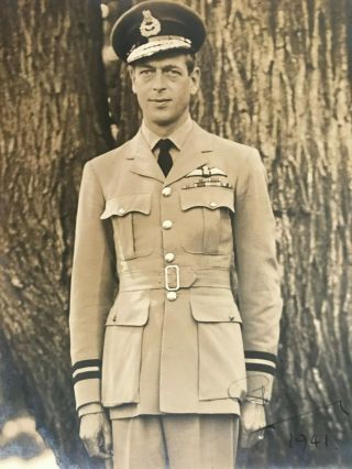 Wwii Signed Photo Of Prince George Duke Of Kent