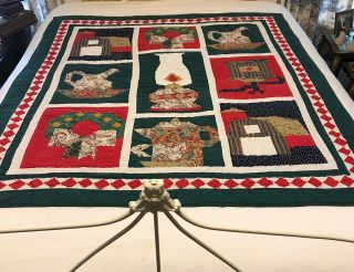 Vintage Christmas Hand And Machine Stitched Quilt Throw Wall Hanger