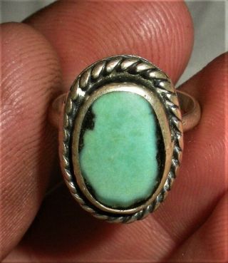 Vintage C.  1940 Navajo Sterling Silver Turquoise Ring Color Vafo