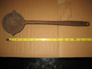 Vintage 4oz.  Old Cast Iron Ladle For Pouring Lead Etc Long Handle Metal Forged