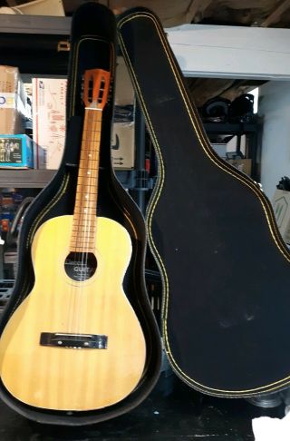 Decca Acoustic 6 String Guitar Vintage Made Japan Includes Carrying Case Black