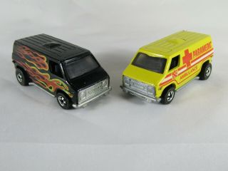 2 Vintage Hot Wheels Black Wall Vans Paramedic And Flamed Bw